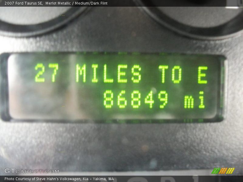 Merlot Metallic / Medium/Dark Flint 2007 Ford Taurus SE
