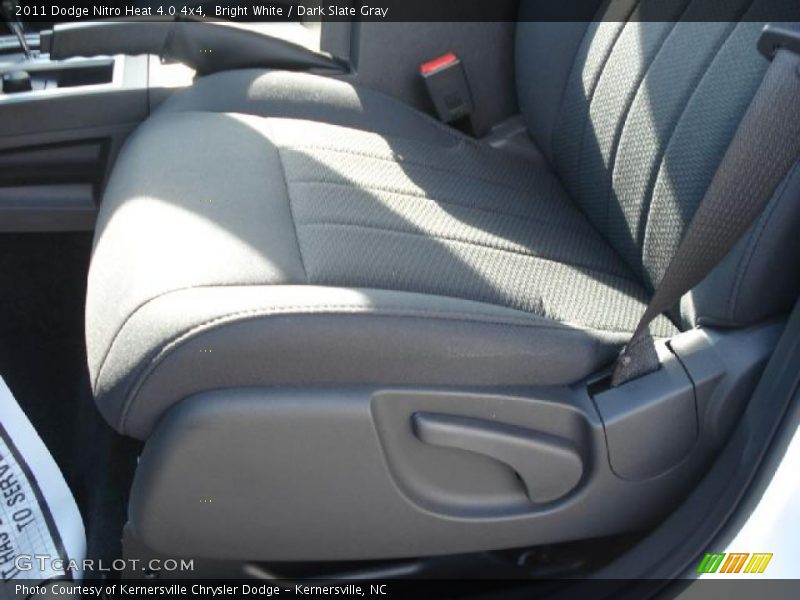 Bright White / Dark Slate Gray 2011 Dodge Nitro Heat 4.0 4x4