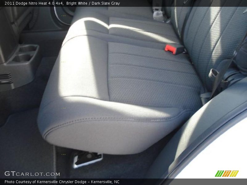 Bright White / Dark Slate Gray 2011 Dodge Nitro Heat 4.0 4x4