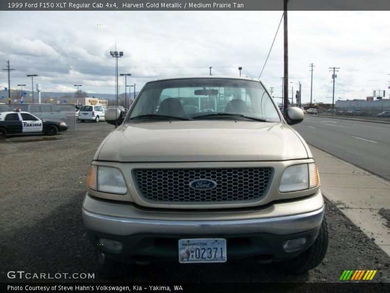 Harvest Gold Metallic / Medium Prairie Tan 1999 Ford F150 XLT Regular Cab 4x4