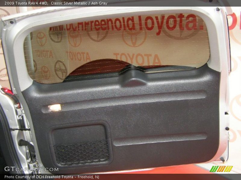 Classic Silver Metallic / Ash Gray 2009 Toyota RAV4 4WD