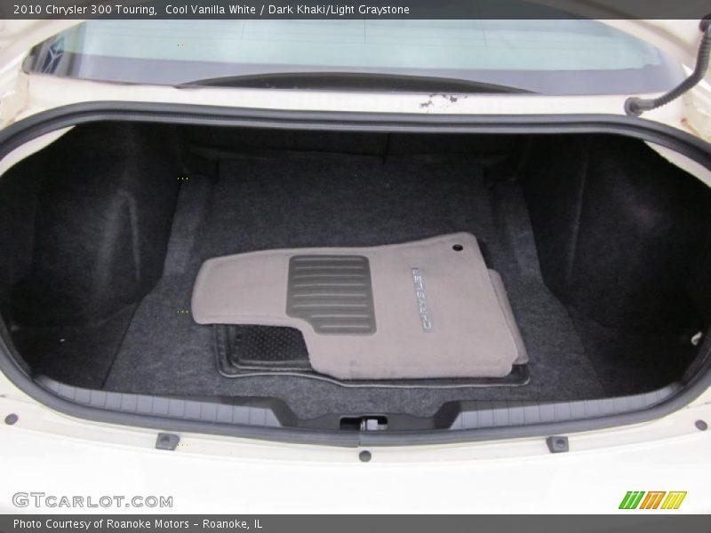 Cool Vanilla White / Dark Khaki/Light Graystone 2010 Chrysler 300 Touring