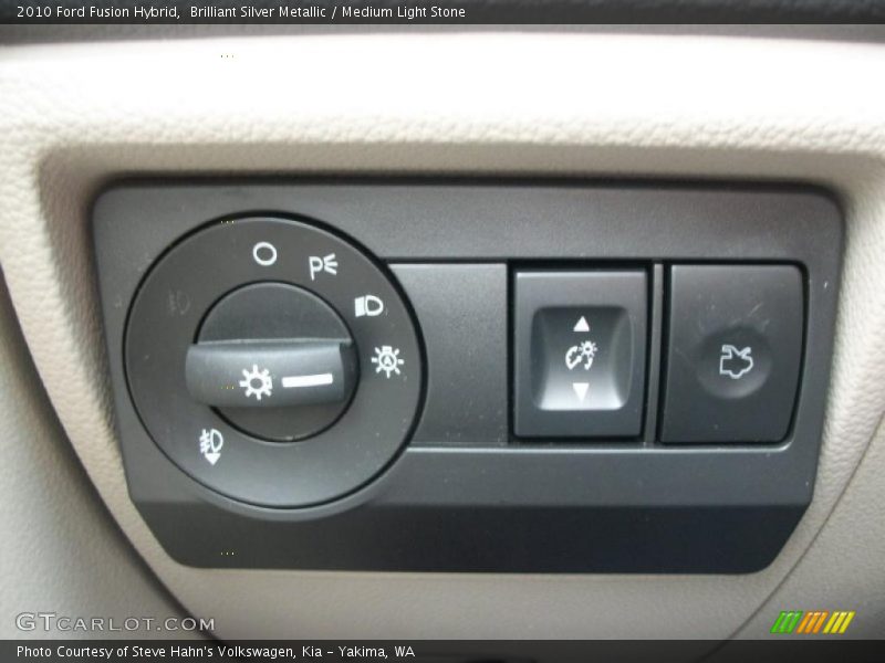 Brilliant Silver Metallic / Medium Light Stone 2010 Ford Fusion Hybrid