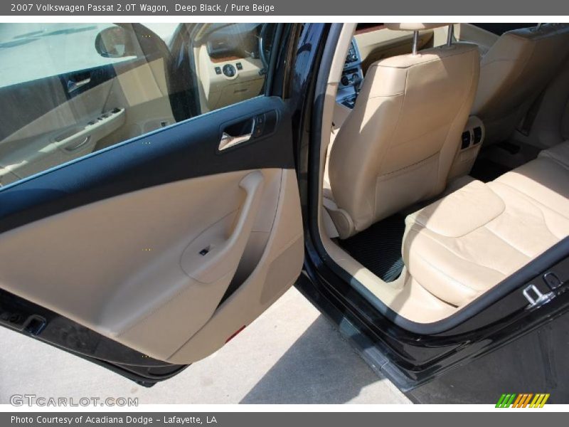 Deep Black / Pure Beige 2007 Volkswagen Passat 2.0T Wagon