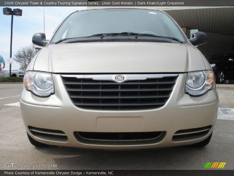 Linen Gold Metallic / Dark Khaki/Light Graystone 2006 Chrysler Town & Country Touring Signature Series