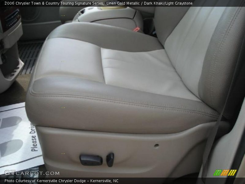 Linen Gold Metallic / Dark Khaki/Light Graystone 2006 Chrysler Town & Country Touring Signature Series