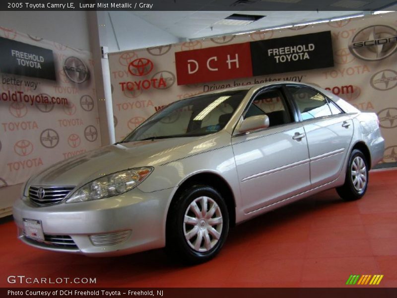 Lunar Mist Metallic / Gray 2005 Toyota Camry LE