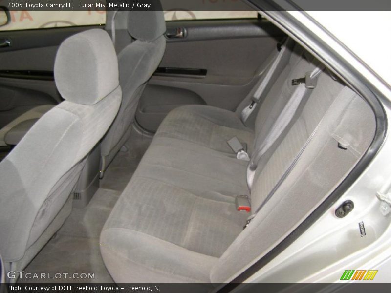 Lunar Mist Metallic / Gray 2005 Toyota Camry LE