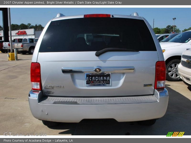 Bright Silver Metallic / Dark Slate Gray/Light Slate Gray 2007 Chrysler Aspen Limited