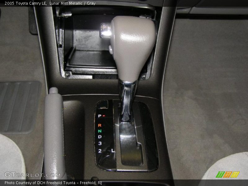 Lunar Mist Metallic / Gray 2005 Toyota Camry LE