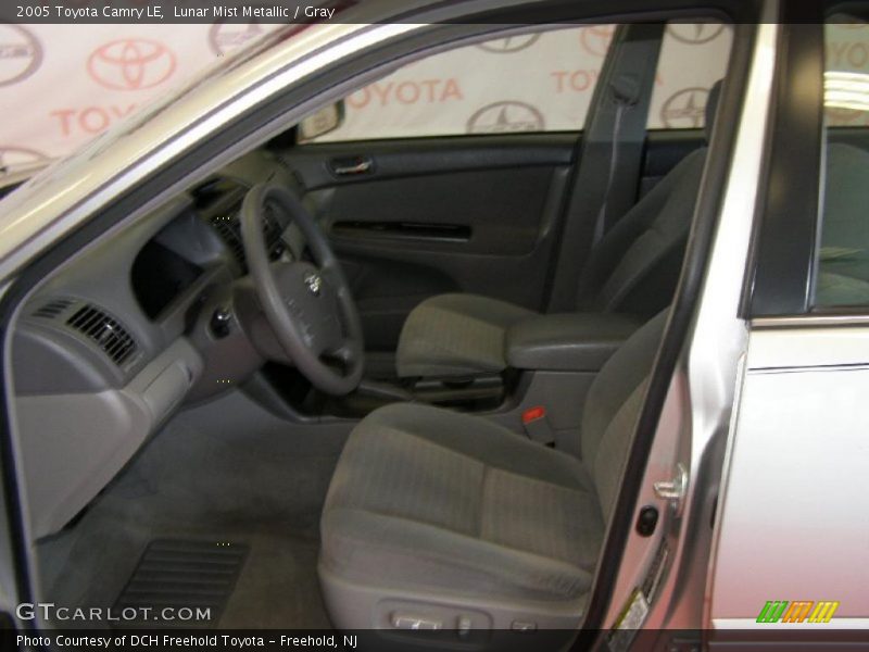 Lunar Mist Metallic / Gray 2005 Toyota Camry LE