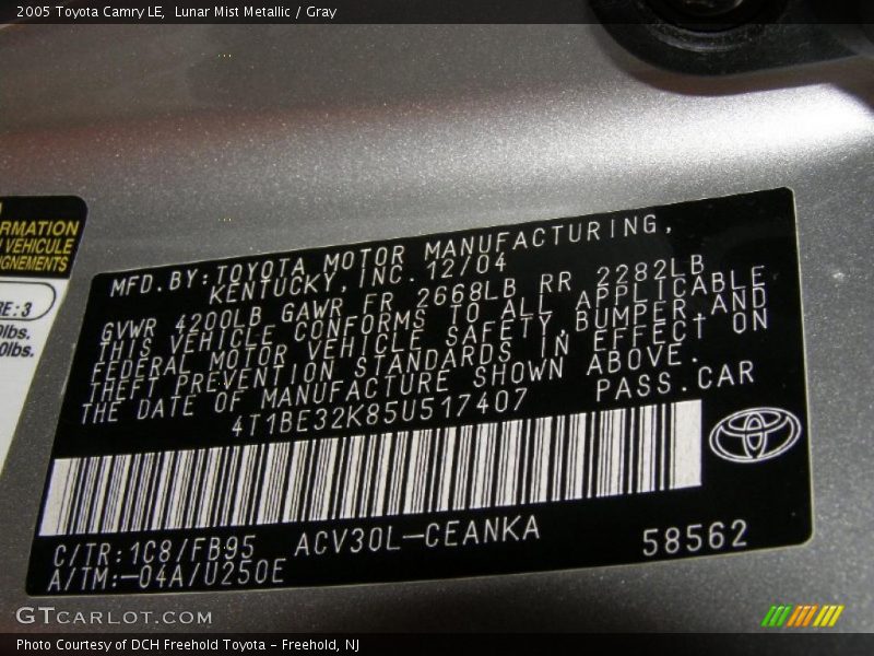 Lunar Mist Metallic / Gray 2005 Toyota Camry LE