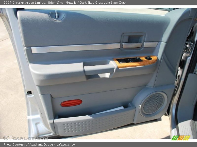 Bright Silver Metallic / Dark Slate Gray/Light Slate Gray 2007 Chrysler Aspen Limited