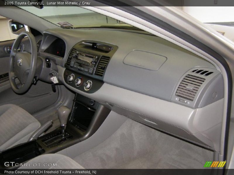 Lunar Mist Metallic / Gray 2005 Toyota Camry LE