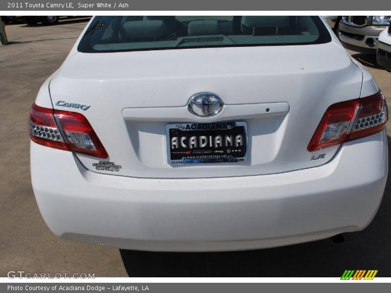 Super White / Ash 2011 Toyota Camry LE