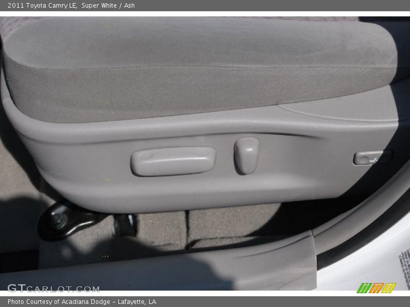 Super White / Ash 2011 Toyota Camry LE