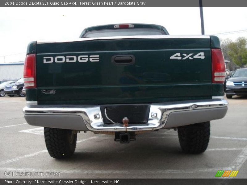 Forest Green Pearl / Dark Slate Gray 2001 Dodge Dakota SLT Quad Cab 4x4