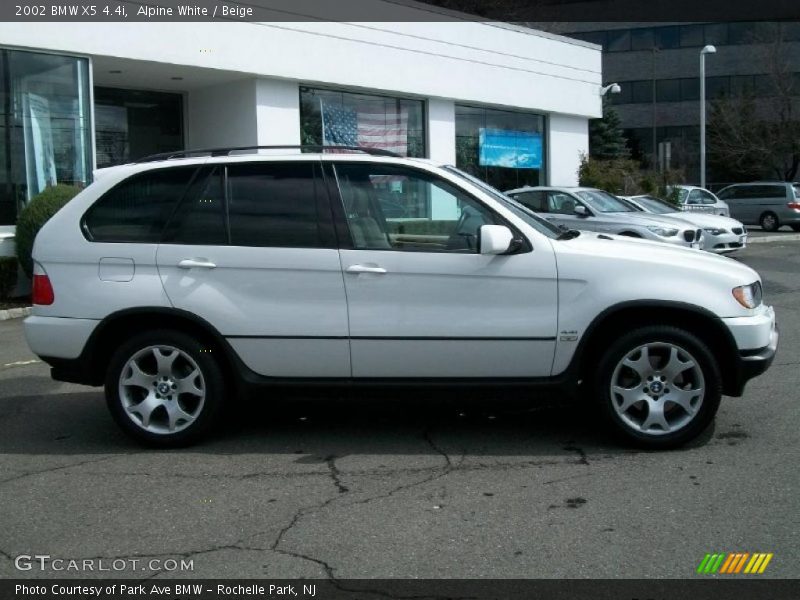 Alpine White / Beige 2002 BMW X5 4.4i