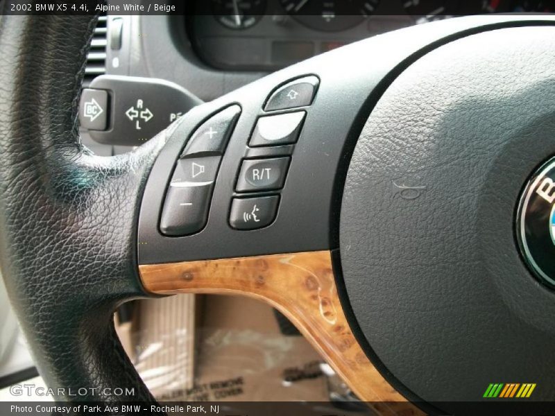 Controls of 2002 X5 4.4i
