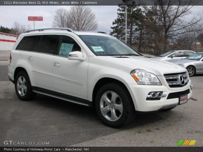 Front 3/4 View of 2011 GL 450 4Matic