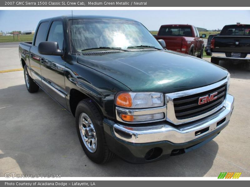 Front 3/4 View of 2007 Sierra 1500 Classic SL Crew Cab