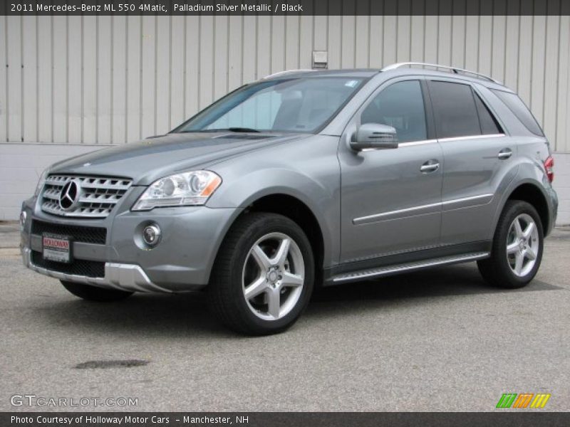 Front 3/4 View of 2011 ML 550 4Matic