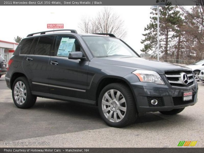 Front 3/4 View of 2011 GLK 350 4Matic