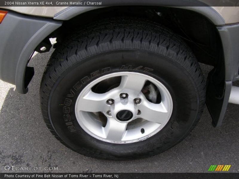 Granite Metallic / Charcoal 2004 Nissan Xterra XE 4x4
