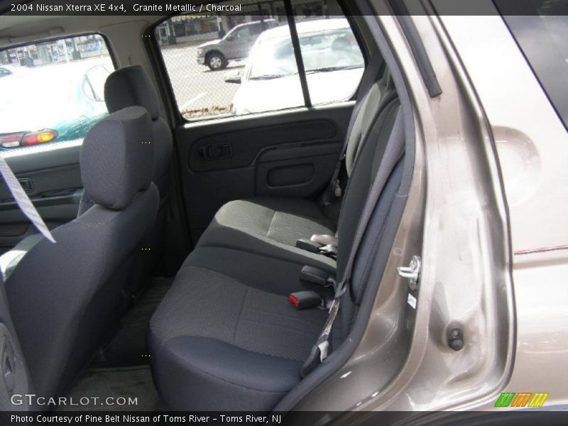 Granite Metallic / Charcoal 2004 Nissan Xterra XE 4x4