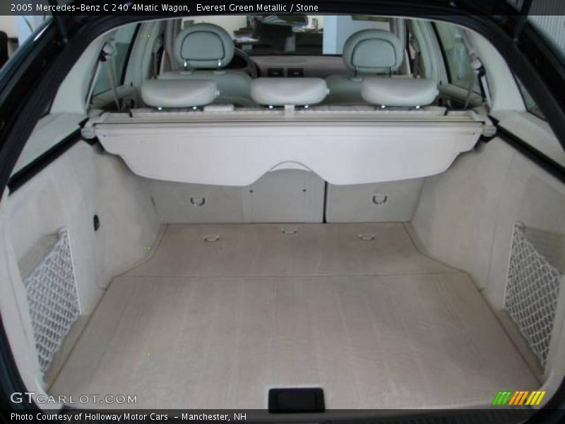  2005 C 240 4Matic Wagon Trunk