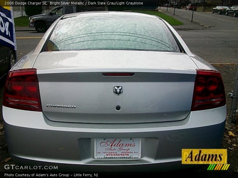 Bright Silver Metallic / Dark Slate Gray/Light Graystone 2006 Dodge Charger SE