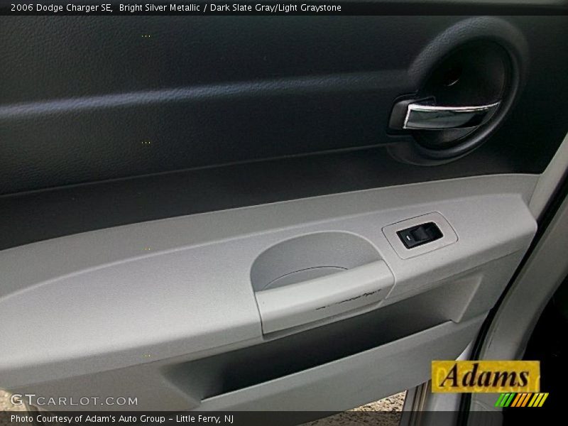Bright Silver Metallic / Dark Slate Gray/Light Graystone 2006 Dodge Charger SE