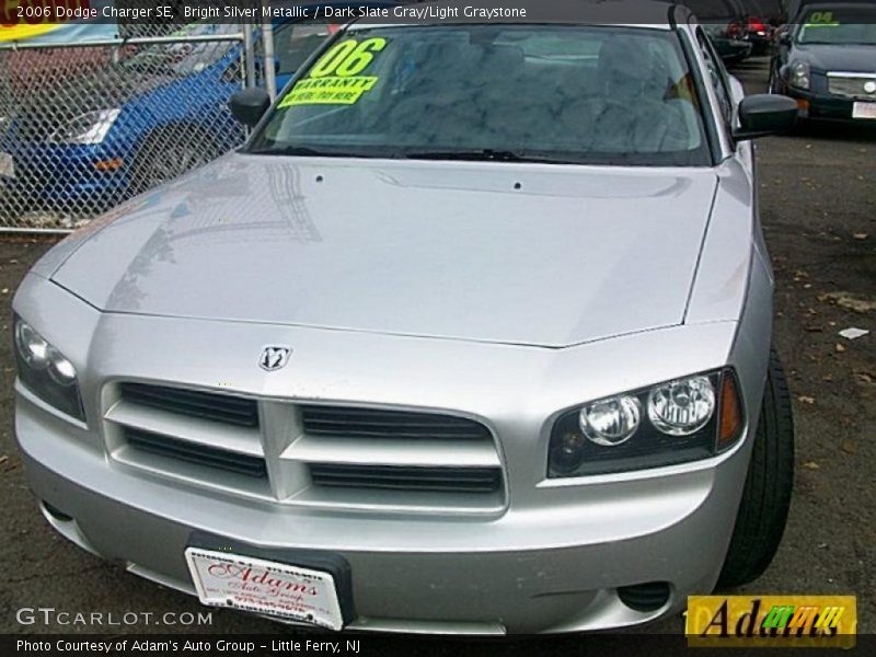 Bright Silver Metallic / Dark Slate Gray/Light Graystone 2006 Dodge Charger SE