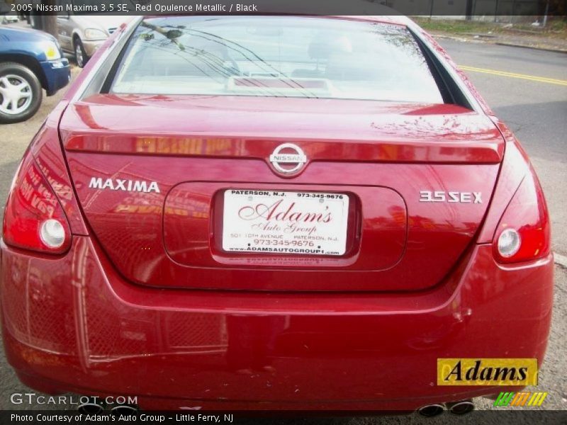 Red Opulence Metallic / Black 2005 Nissan Maxima 3.5 SE