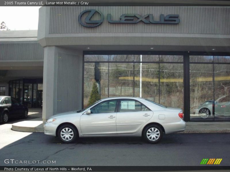 Lunar Mist Metallic / Gray 2005 Toyota Camry LE