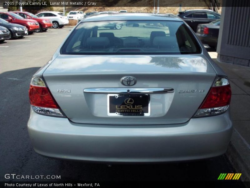 Lunar Mist Metallic / Gray 2005 Toyota Camry LE