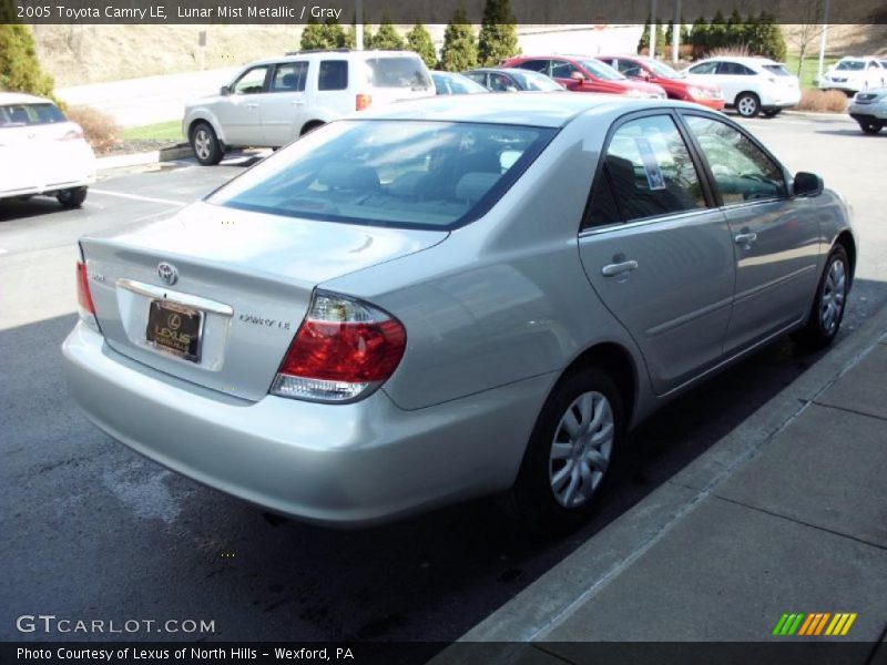 Lunar Mist Metallic / Gray 2005 Toyota Camry LE