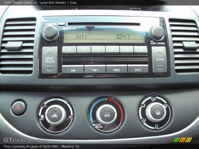 Lunar Mist Metallic / Gray 2005 Toyota Camry LE