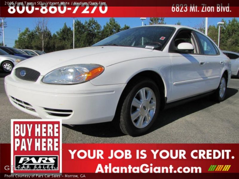 Vibrant White / Medium/Dark Flint 2005 Ford Taurus SEL