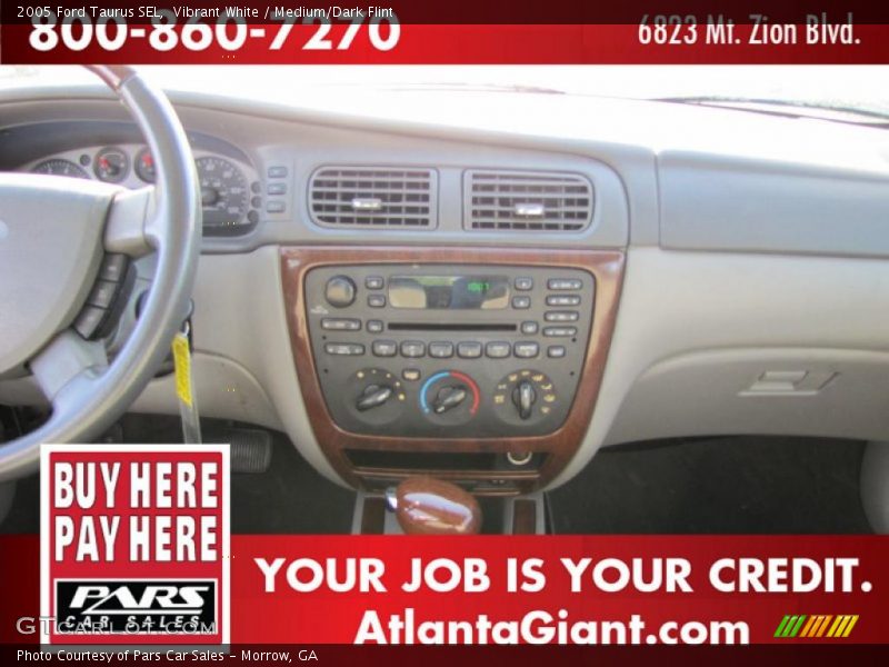 Vibrant White / Medium/Dark Flint 2005 Ford Taurus SEL