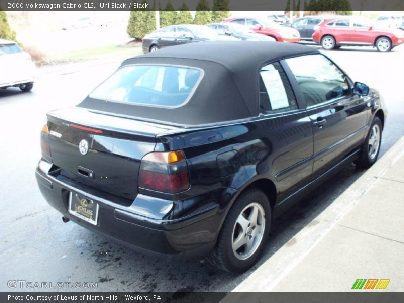 Uni Black / Black 2000 Volkswagen Cabrio GLS