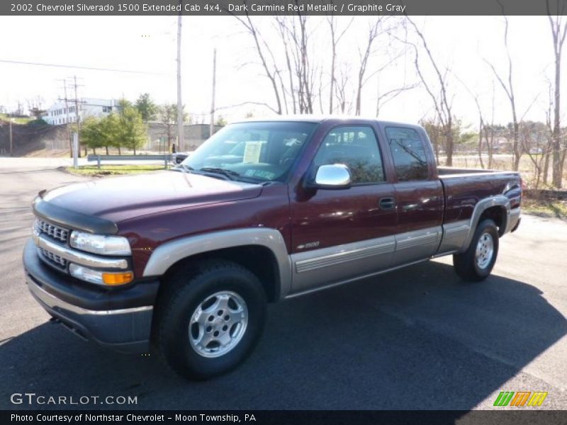 Dark Carmine Red Metallic / Graphite Gray 2002 Chevrolet Silverado 1500 Extended Cab 4x4