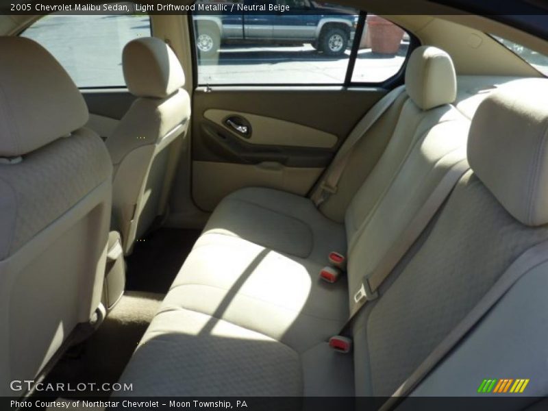 Light Driftwood Metallic / Neutral Beige 2005 Chevrolet Malibu Sedan