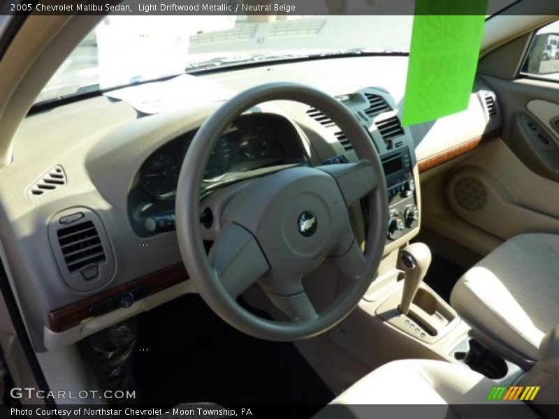 Light Driftwood Metallic / Neutral Beige 2005 Chevrolet Malibu Sedan