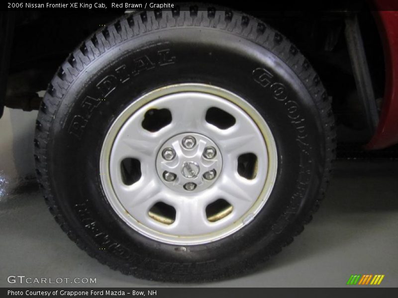 Red Brawn / Graphite 2006 Nissan Frontier XE King Cab