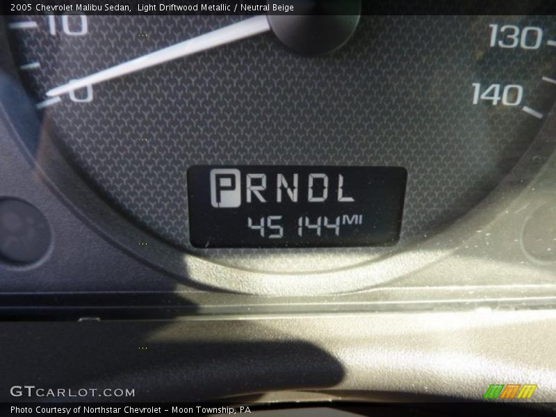 Light Driftwood Metallic / Neutral Beige 2005 Chevrolet Malibu Sedan