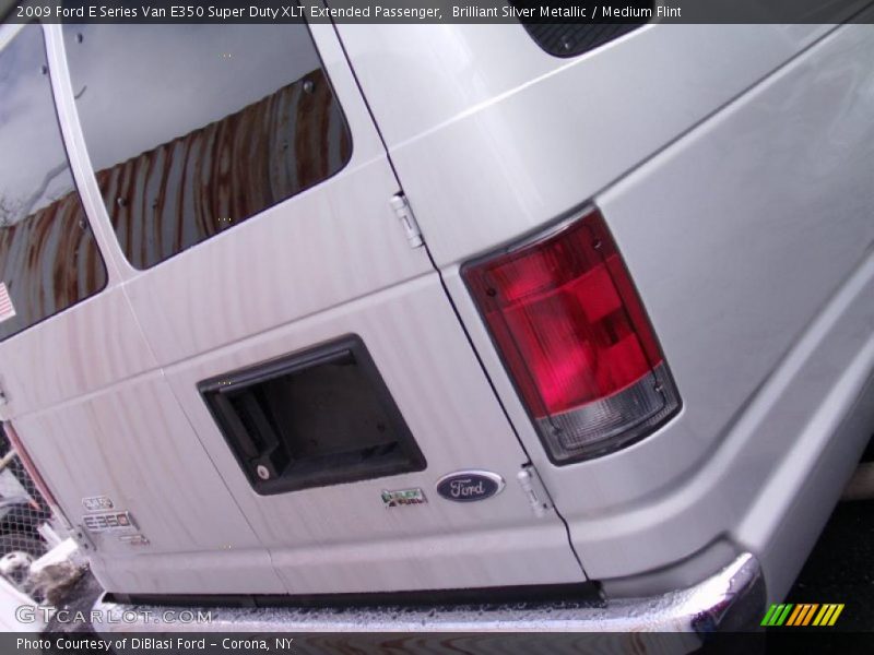 Brilliant Silver Metallic / Medium Flint 2009 Ford E Series Van E350 Super Duty XLT Extended Passenger