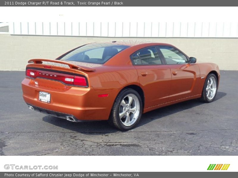  2011 Charger R/T Road & Track Toxic Orange Pearl