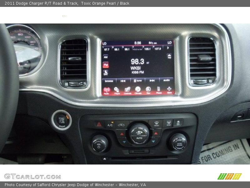 Controls of 2011 Charger R/T Road & Track