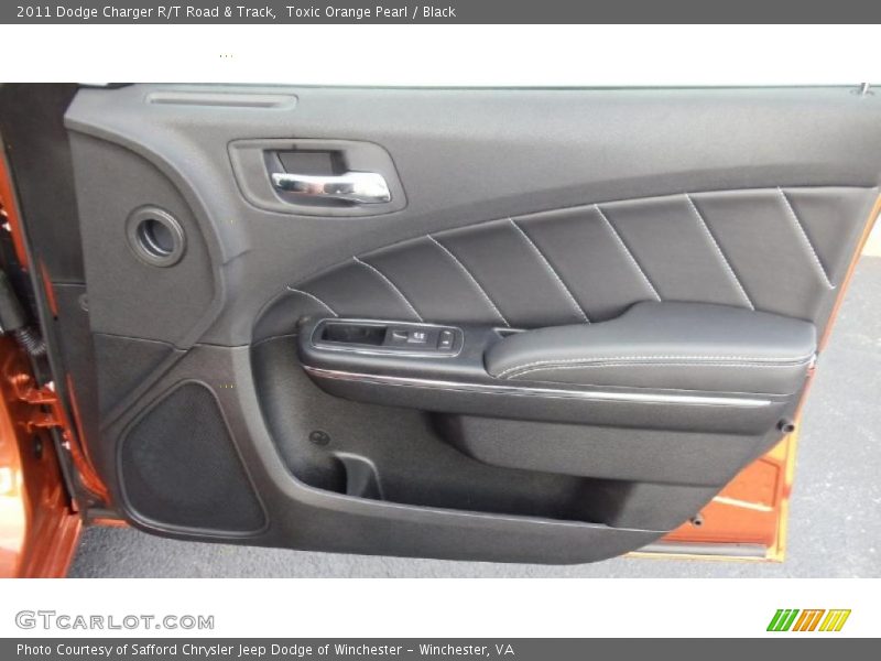 Door Panel of 2011 Charger R/T Road & Track